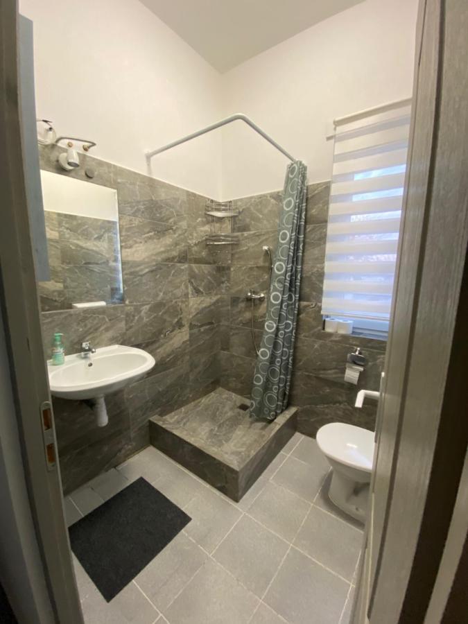 Tocc Apartman Gyal Экстерьер фото