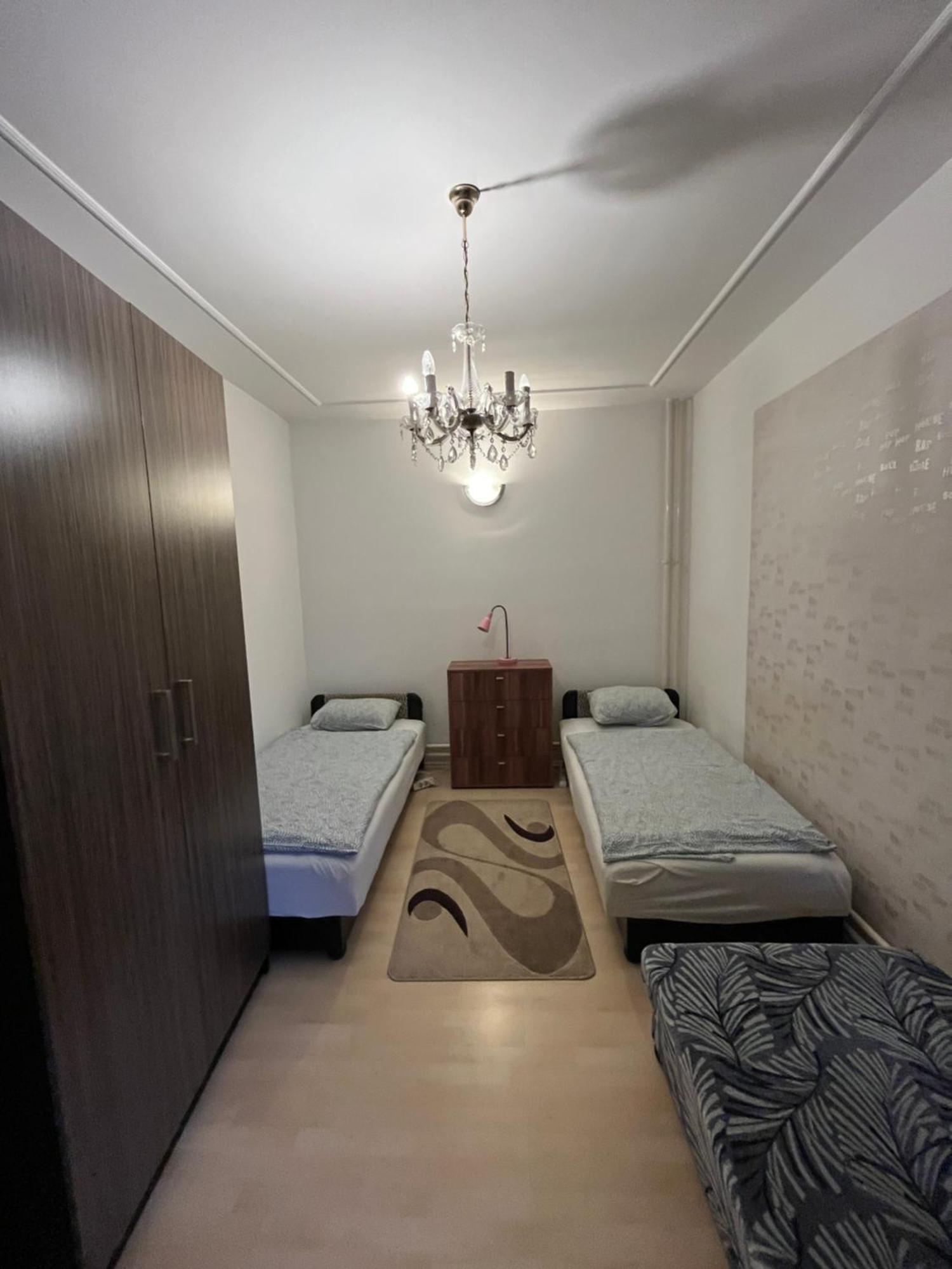 Tocc Apartman Gyal Экстерьер фото