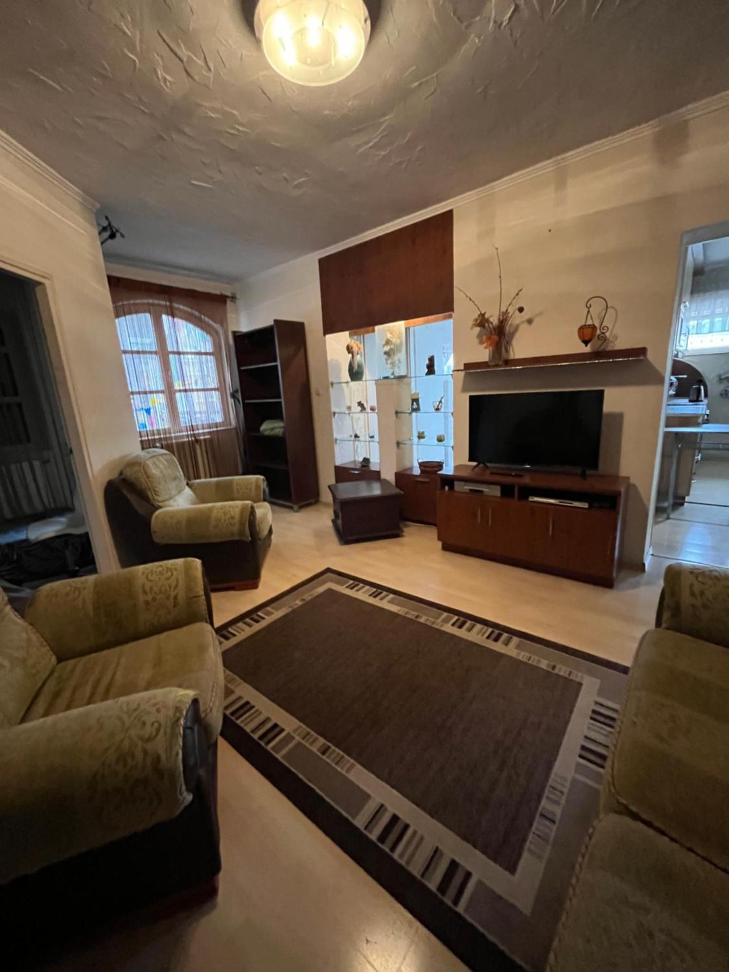Tocc Apartman Gyal Экстерьер фото