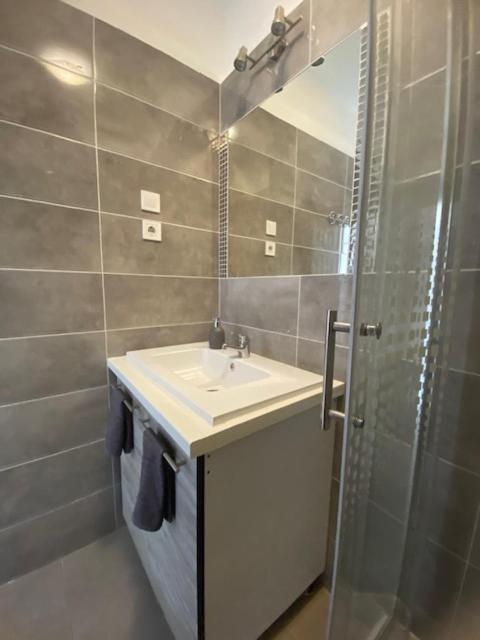 Tocc Apartman Gyal Экстерьер фото